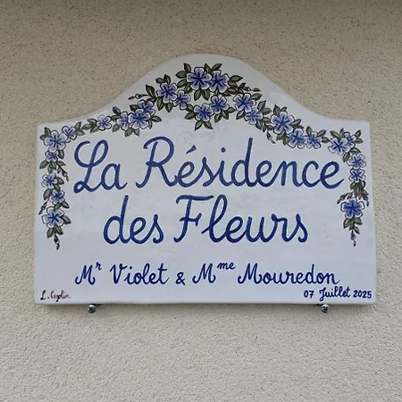 Des Fleurs - Les Escapades Familiales - 1 A 6 Personnes