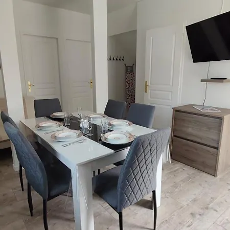Apartment Des Fleurs - Les Escapades Familiales - 1 A 6 Personnes