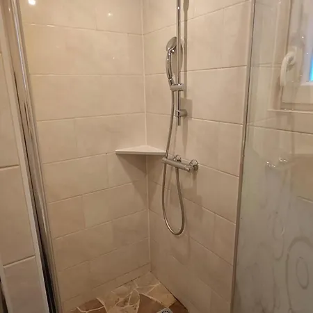 Des Fleurs - Les Escapades Familiales - 1 A 6 Personnes * Cabourg